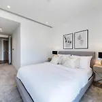 Luxury River Apartments- Parliament