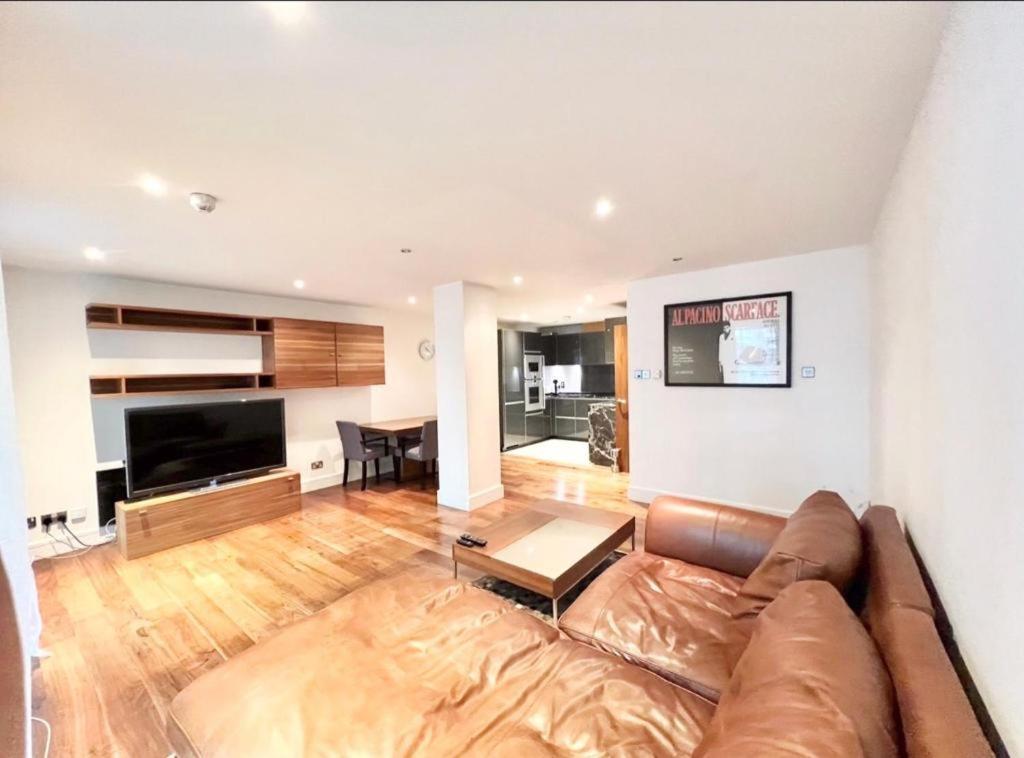 Luxury River Apartments- Parliament London