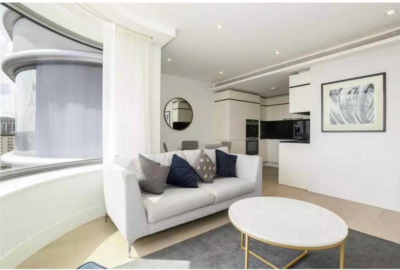Luxury River Apartments- Parliament Apartment *