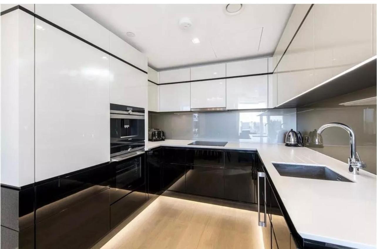 Luxury River Apartments- Parliament London